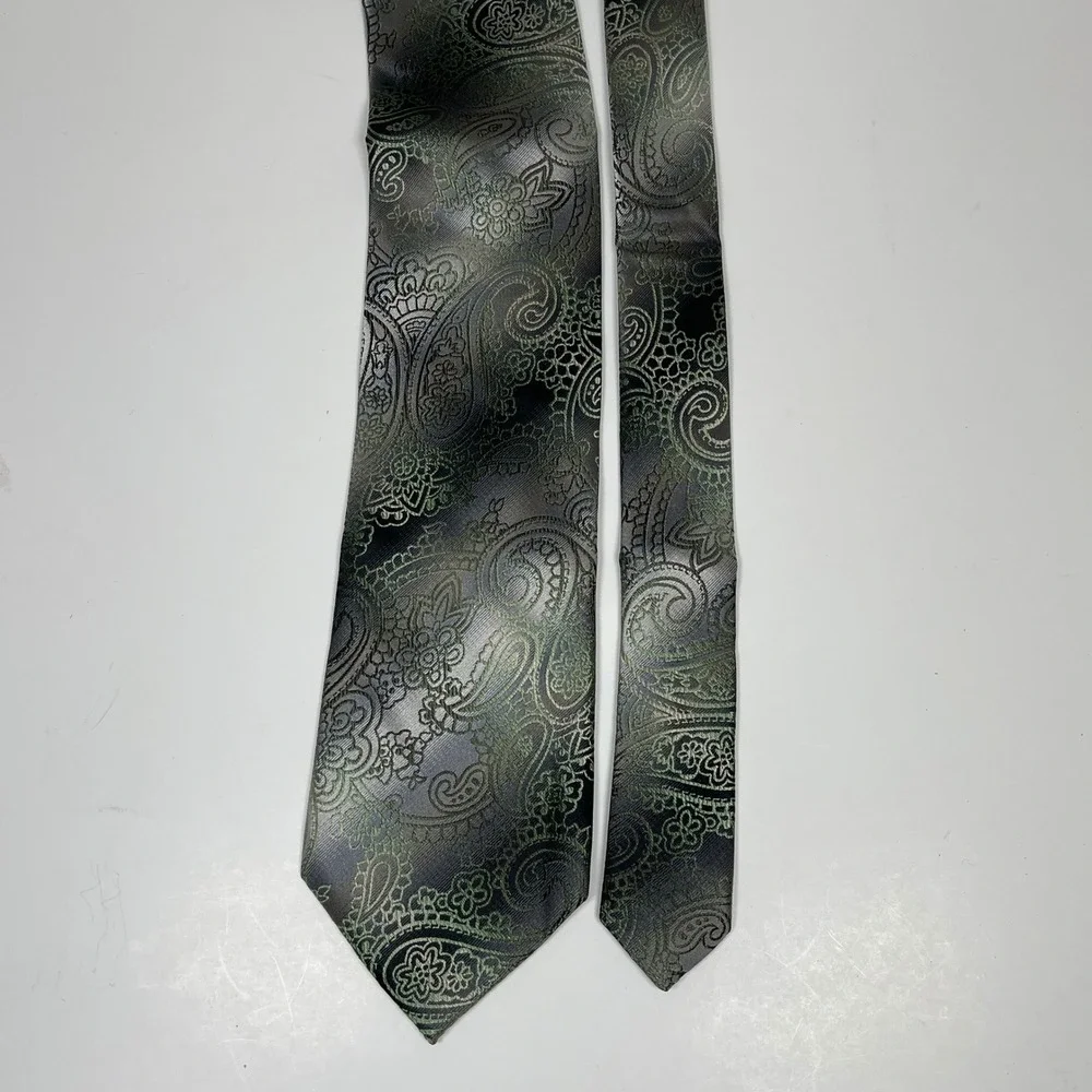 Vintage Van Heusen Tie Paisley Mens Green Grey 100% Silk Jacquard Formal Necktie
